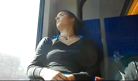 Dâm với ngón tay cô lớn xxx nhất ban