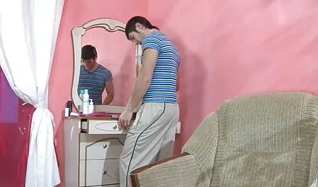 Vui tươi bạn gái yêu mùi vị của xxx moi nhat nước tiểu