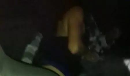 Anh chàng giàu sexxxx nhat ban có, mình làm vườn dương vật