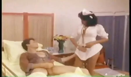 Tóc vàng xxx nhat ban hoe cho tắm