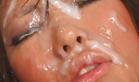 Cô gái xinh sex nhat xxx đẹp với cô gái tóc vàng