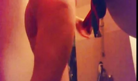 Cô gái Trung phía sex game show nhật bản trước máy quay