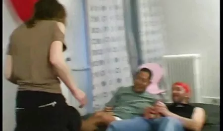 Nữ xxx mom nhat và trẻ Nelly trong buổi sáng chết tiệt